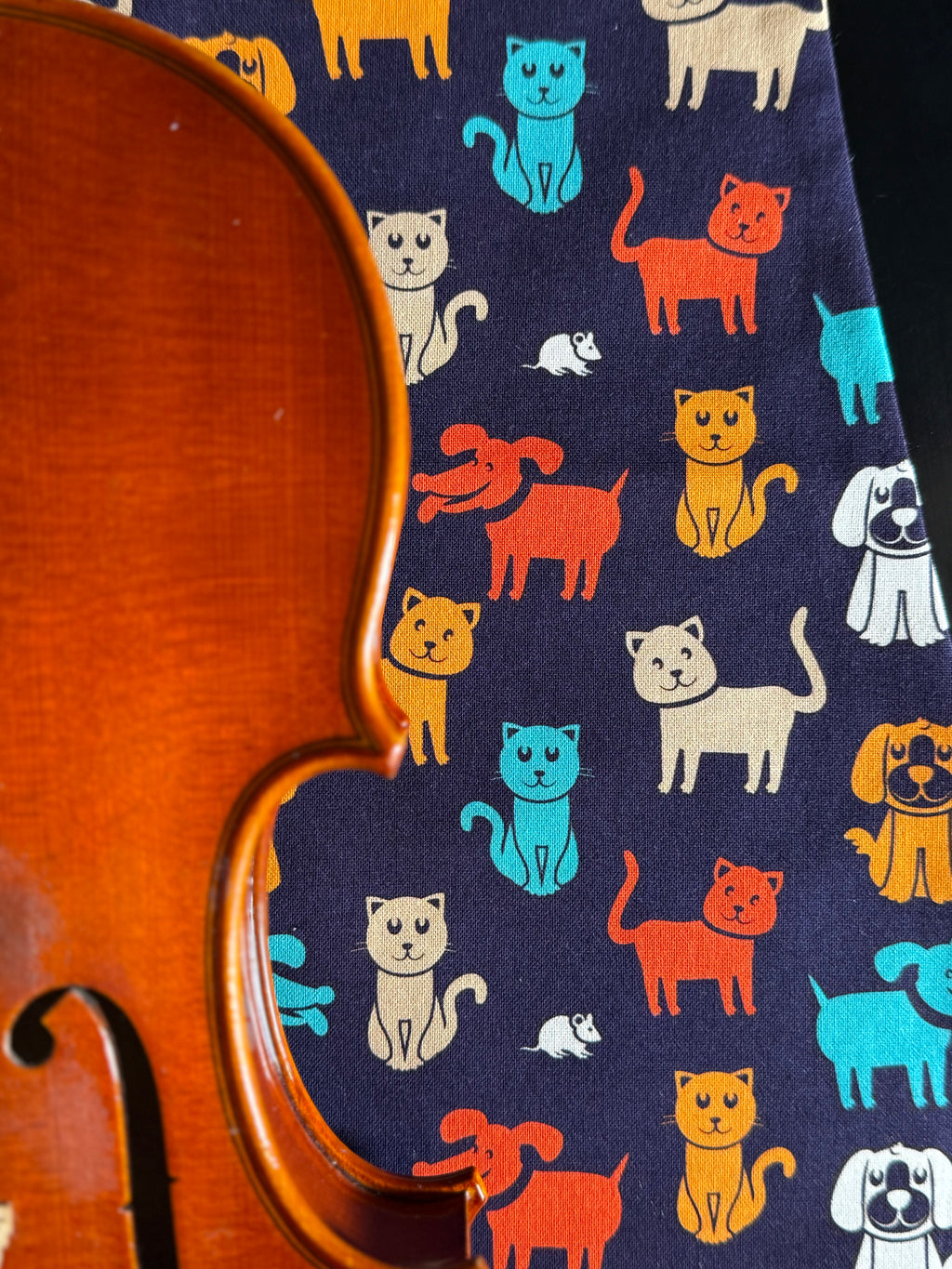 1/4 - 1/2 Size Violin Bag "Friendly Pets"