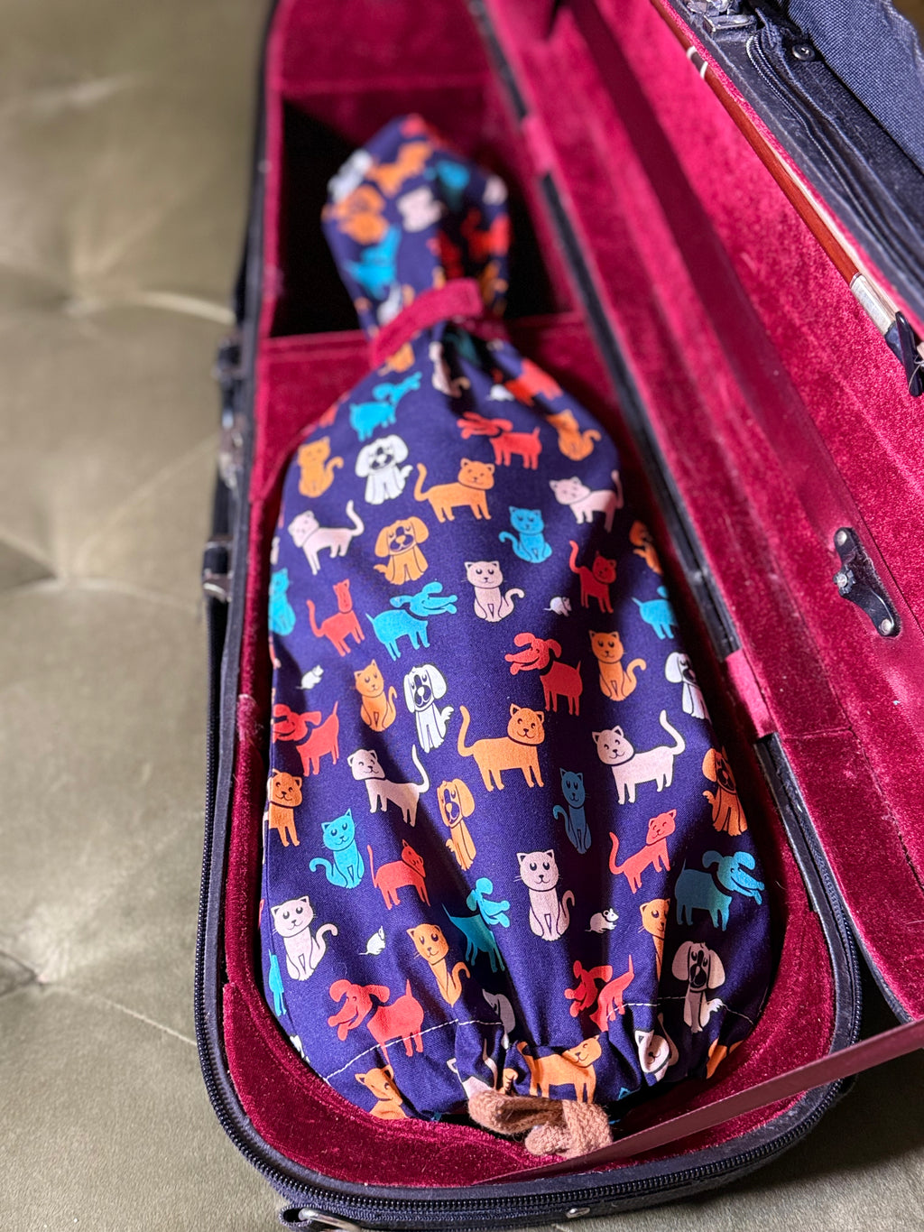 1/4 - 1/2 Size Violin Bag "Friendly Pets"