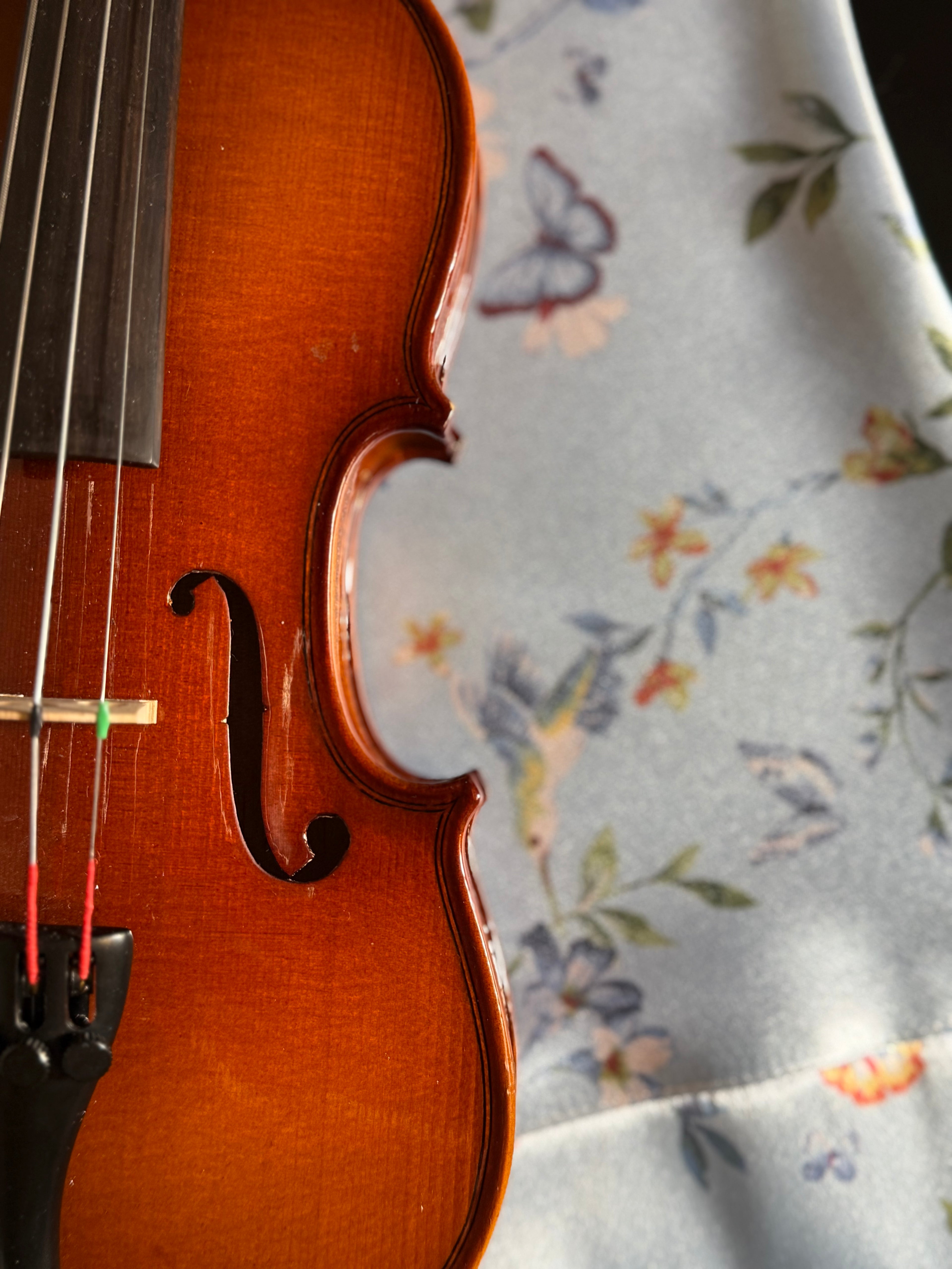 1/4 - 1/8 Size Violin Bag "Hummingbirds in Blue Garden"