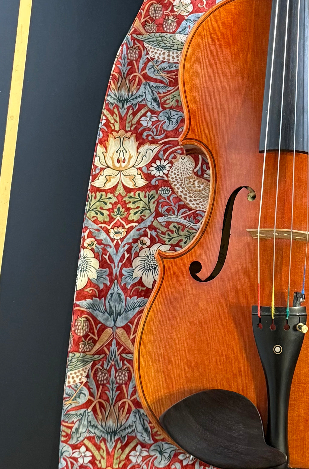 Viola/Mandolin Bag "Baroque Birds in Red"