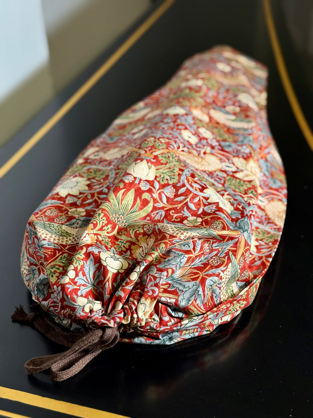 Viola/Mandolin Bag "Baroque Birds in Red"